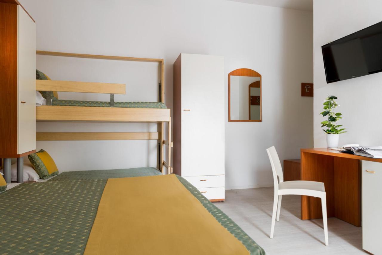 Hotel Principe 卡托利卡 外观 照片