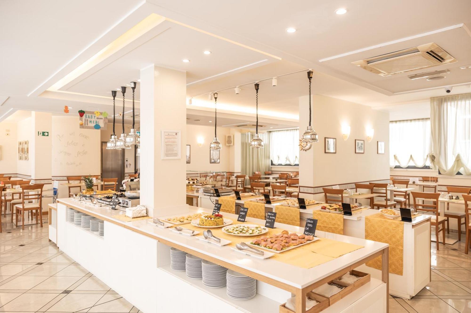 Hotel Principe 卡托利卡 外观 照片